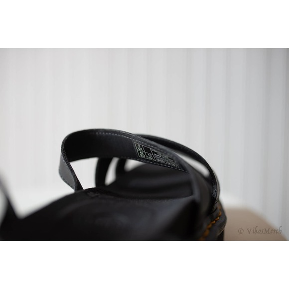 Dr. Martens Vegan Blaire Flatform Sandals 10 Ladies NEW - Picture 5 of 5